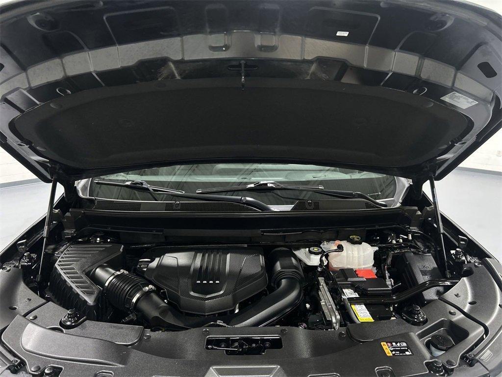 used 2025 Chevrolet Traverse car, priced at $39,950