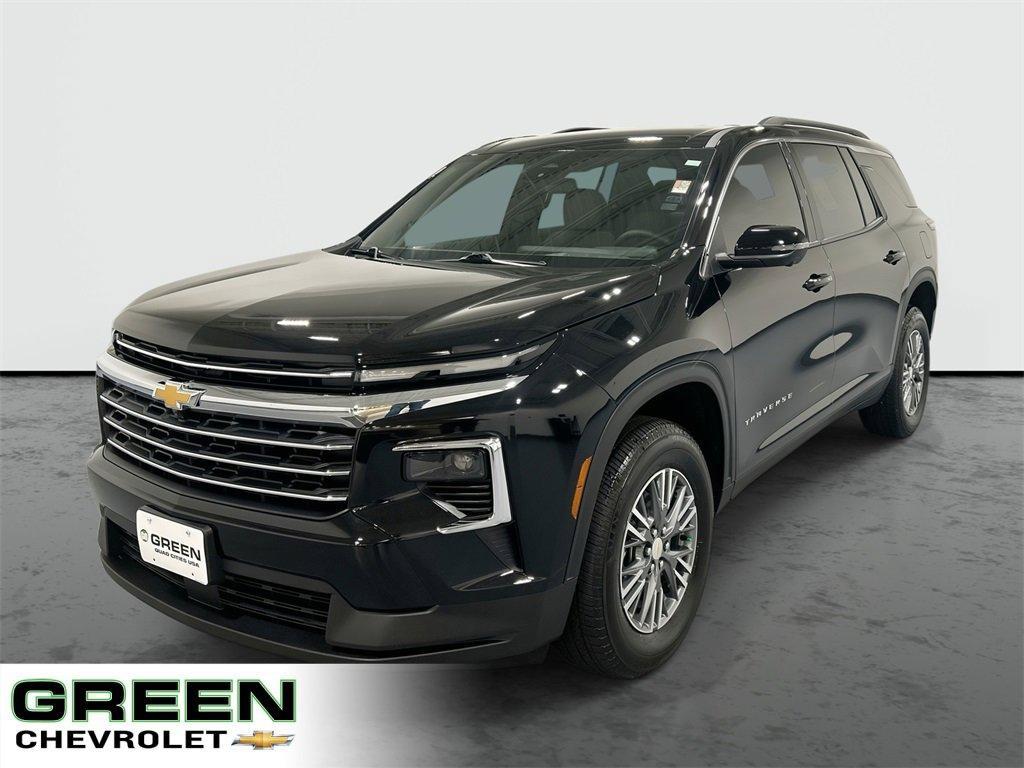 used 2025 Chevrolet Traverse car, priced at $39,950