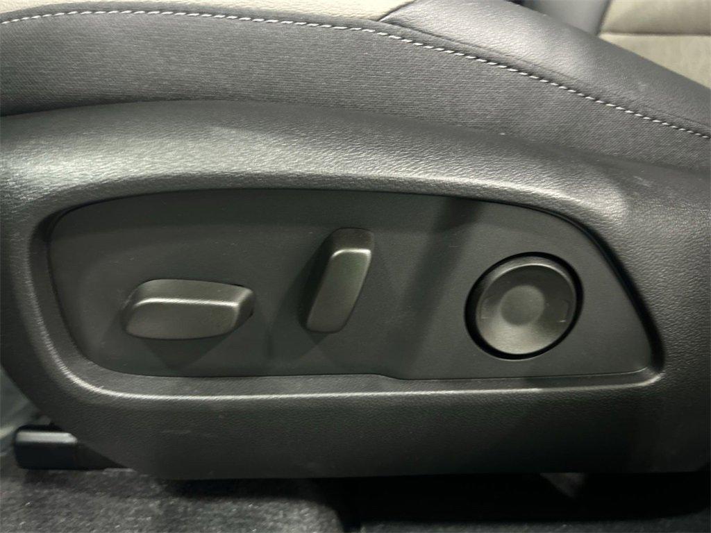 new 2026 Chevrolet Equinox car, priced at $33,066