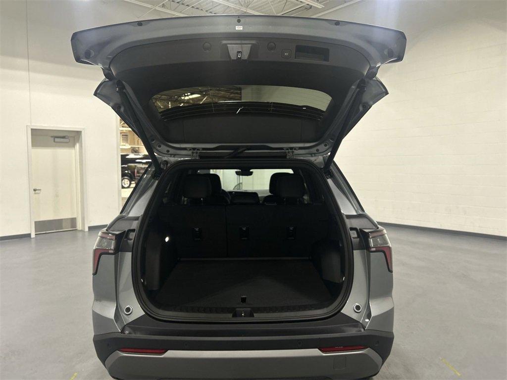 new 2026 Chevrolet Equinox car, priced at $33,066