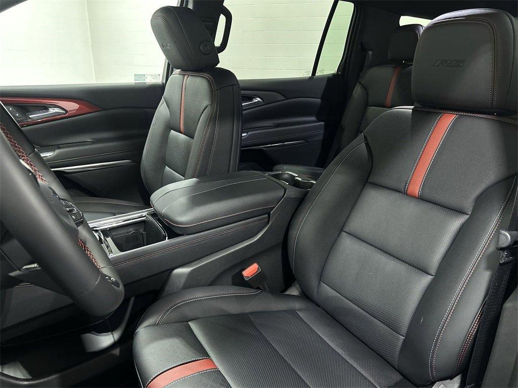 new 2025 Chevrolet Traverse car, priced at $57,595
