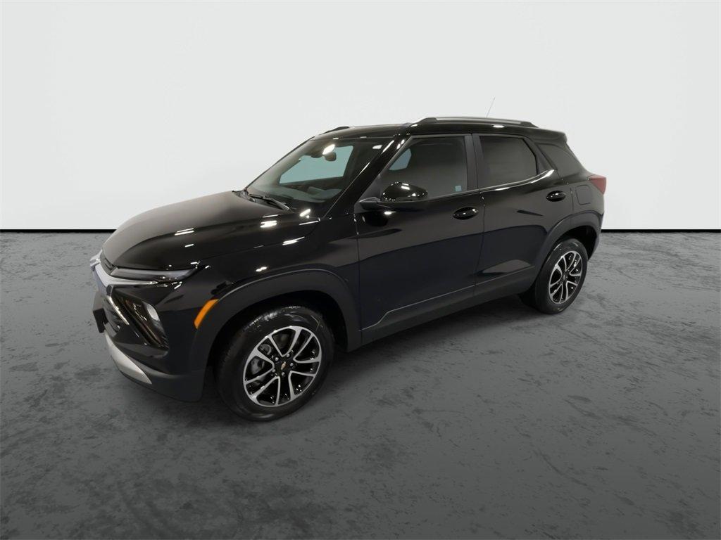 new 2025 Chevrolet TrailBlazer car, priced at $28,351