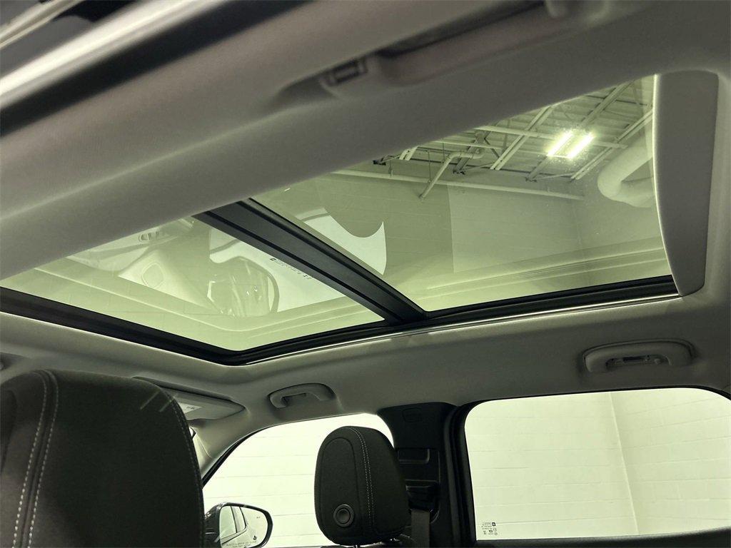 new 2025 Chevrolet TrailBlazer car, priced at $28,351