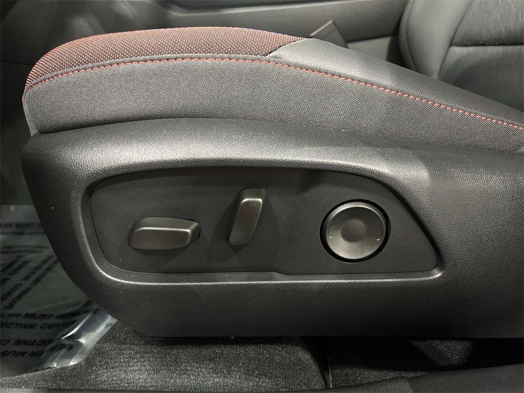 new 2026 Chevrolet Equinox car, priced at $36,335