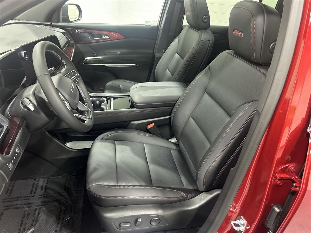 new 2025 Chevrolet Traverse car, priced at $51,790