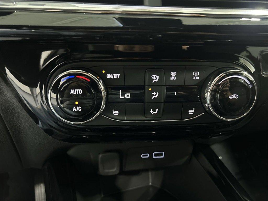 new 2025 Chevrolet Trax car, priced at $25,089
