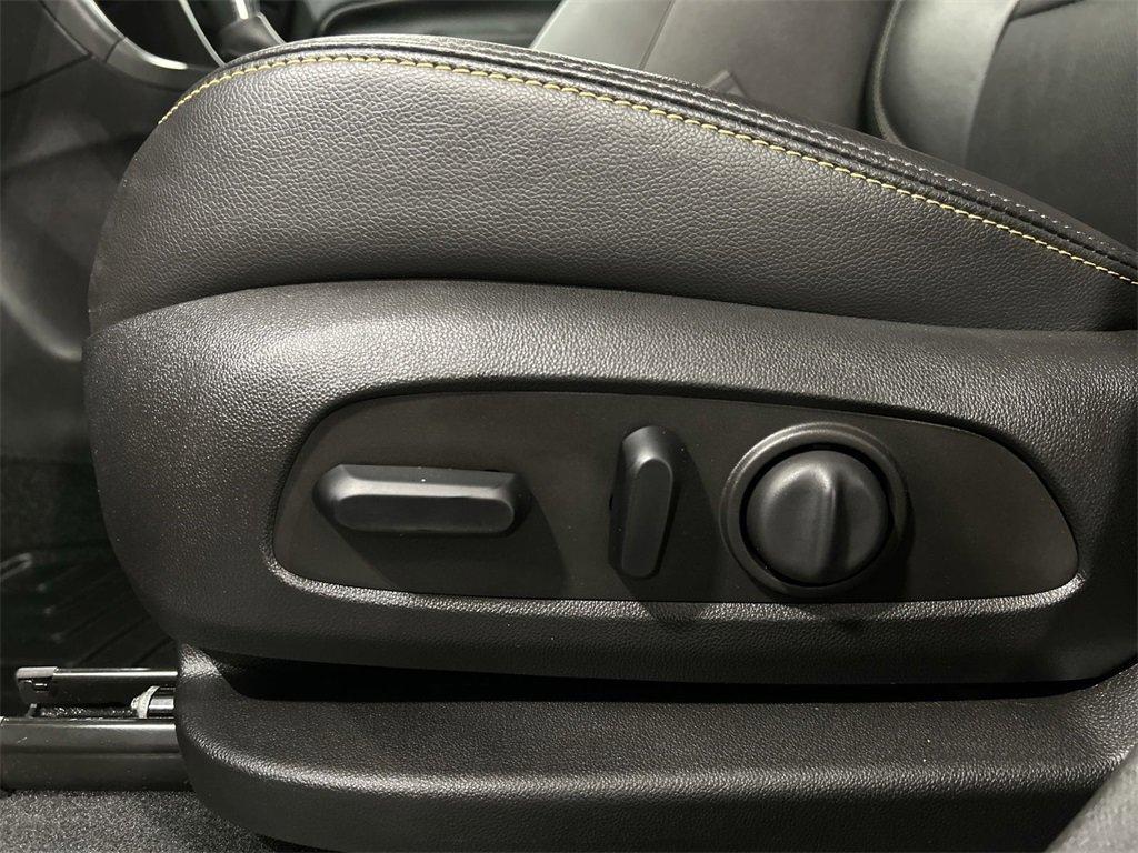 used 2022 Chevrolet Equinox car, priced at $25,999