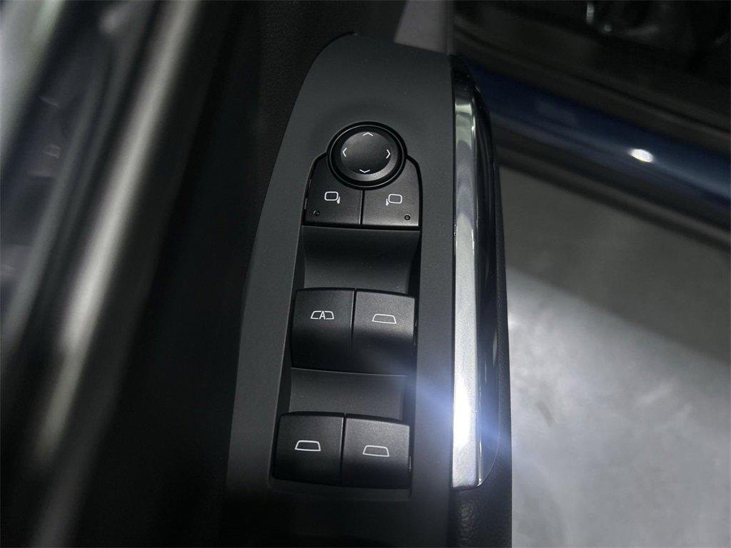new 2025 Chevrolet Traverse car, priced at $48,195