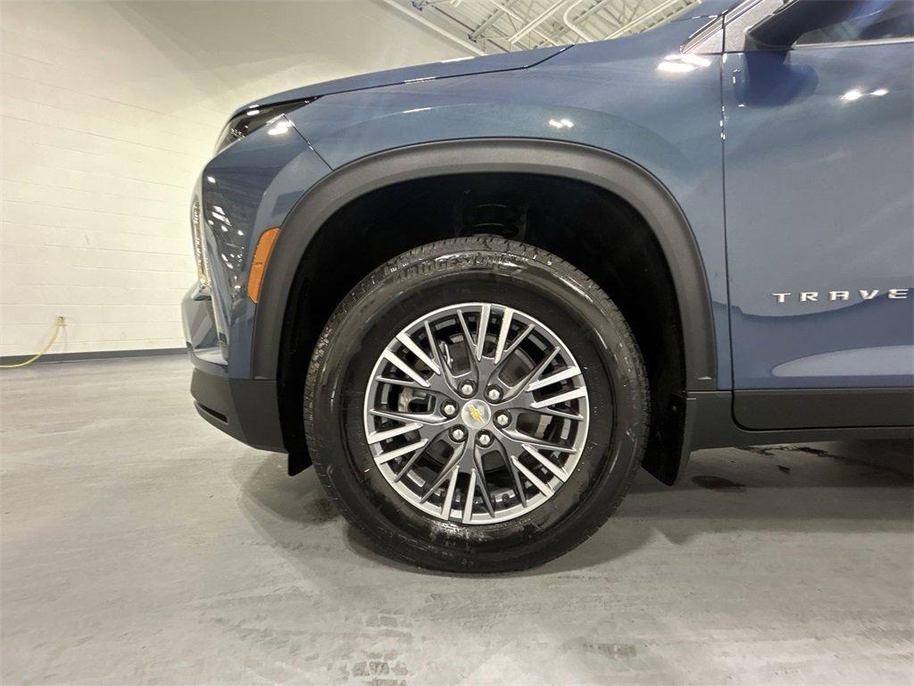 new 2026 Chevrolet Traverse car, priced at $45,515