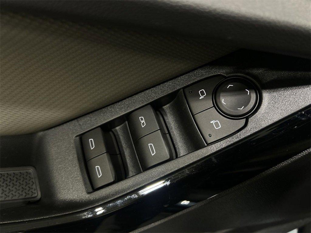 new 2026 Chevrolet Equinox car, priced at $31,365