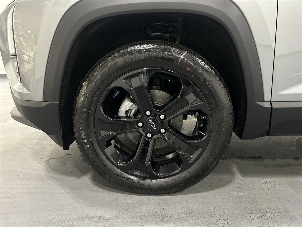 new 2026 Chevrolet Equinox car, priced at $33,628