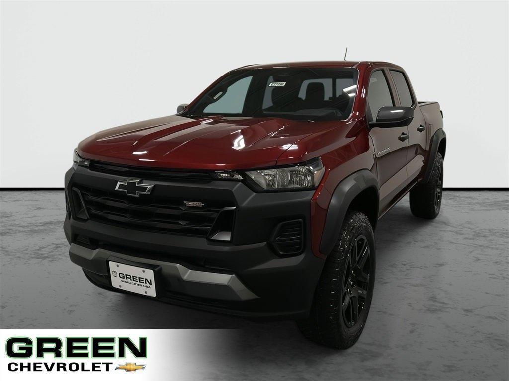 new 2025 Chevrolet Colorado car, priced at $42,515