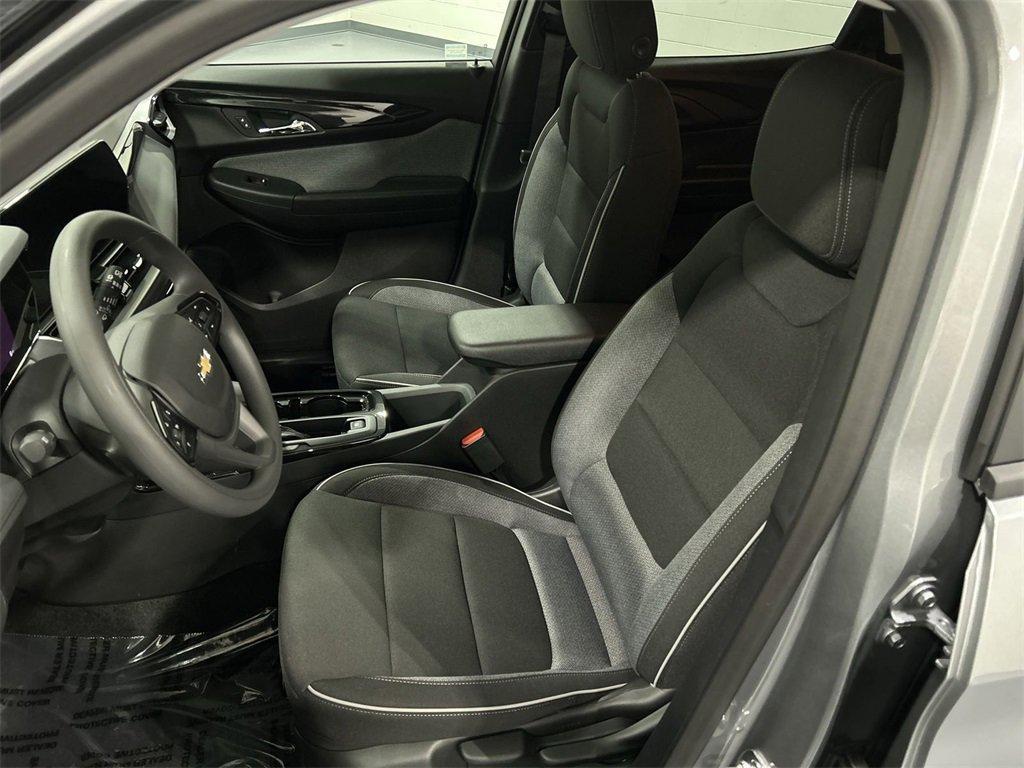 new 2026 Chevrolet TrailBlazer car, priced at $27,890