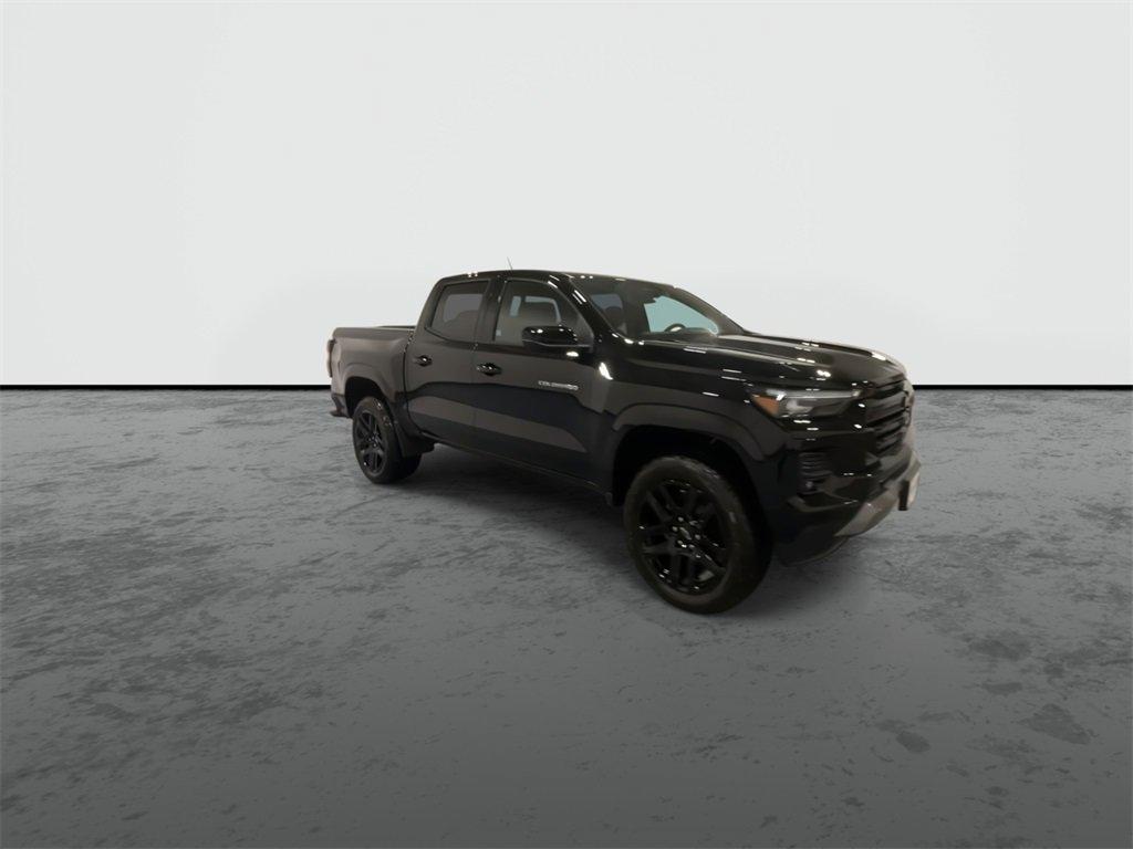 new 2025 Chevrolet Colorado car, priced at $46,815
