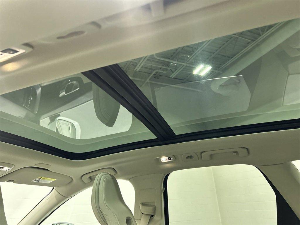 used 2019 Volvo XC60 car, priced at $23,999