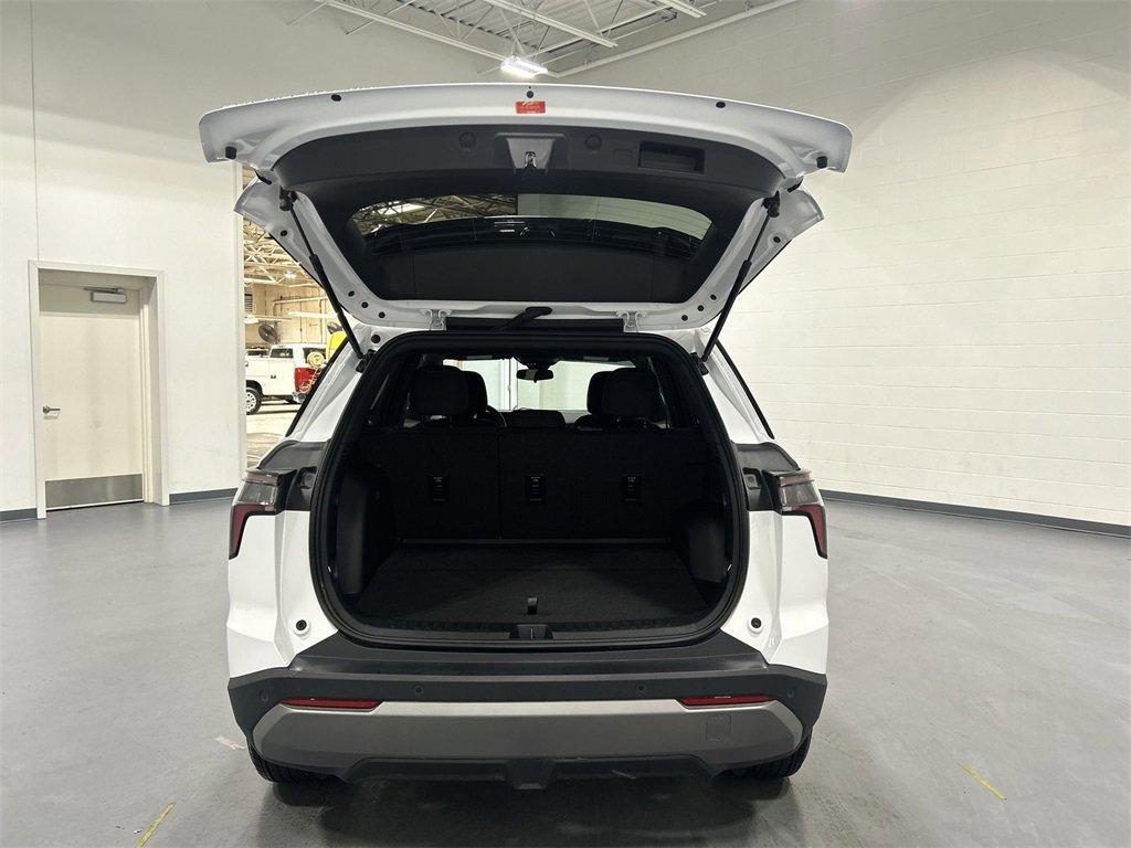 used 2025 Chevrolet Equinox car, priced at $29,999