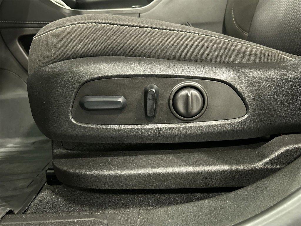 used 2023 GMC Acadia car, priced at $29,900