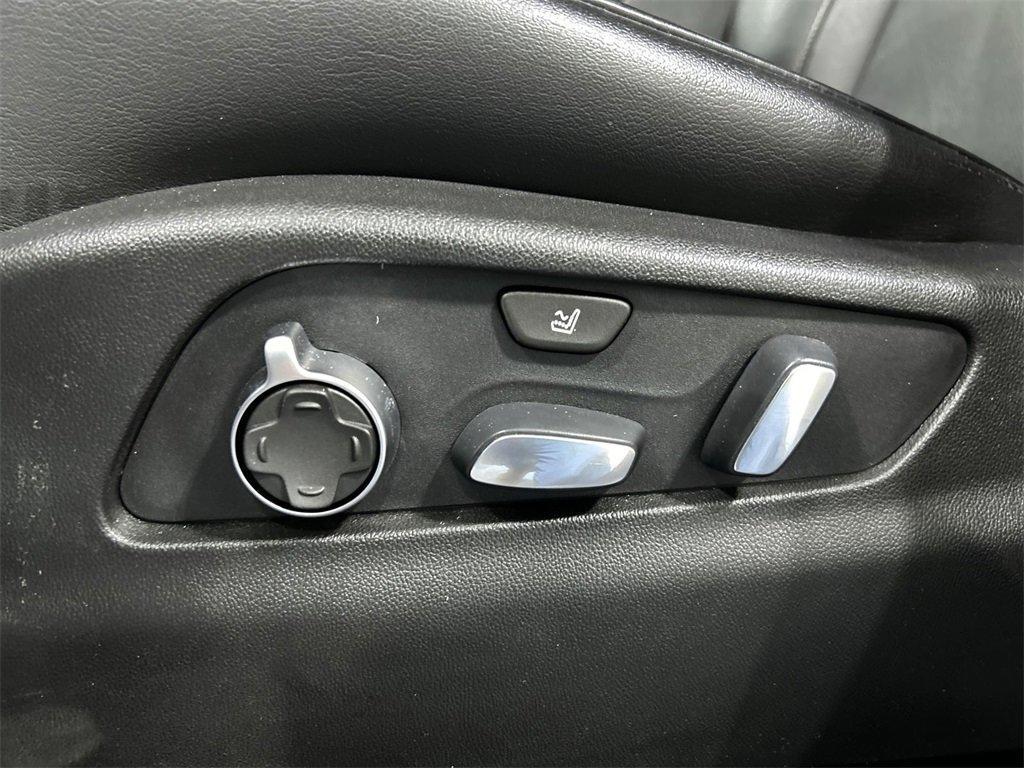used 2019 Cadillac XT4 car, priced at $19,999