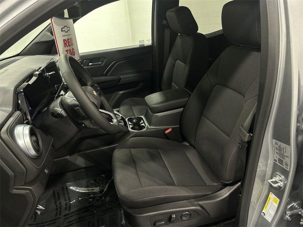 new 2025 Chevrolet Colorado car, priced at $37,270