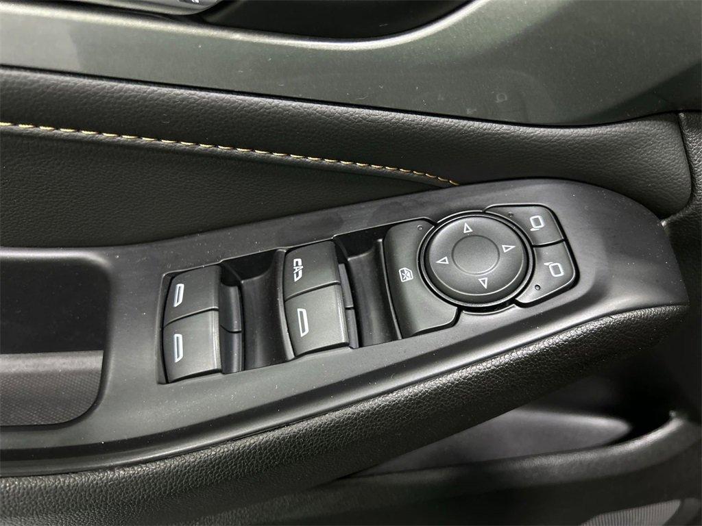 used 2021 Chevrolet Traverse car, priced at $23,900