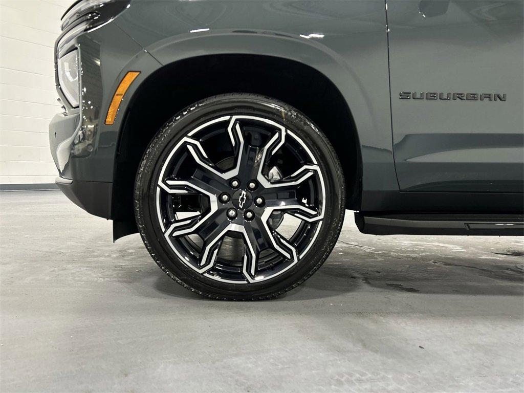 new 2025 Chevrolet Suburban car, priced at $82,580