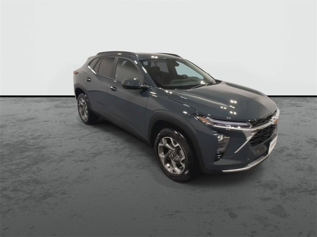 new 2025 Chevrolet Trax car, priced at $24,385