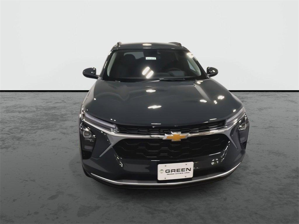 new 2025 Chevrolet Trax car, priced at $24,385
