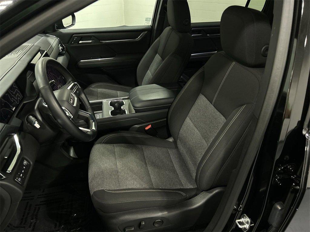 used 2025 GMC Acadia car, priced at $41,999