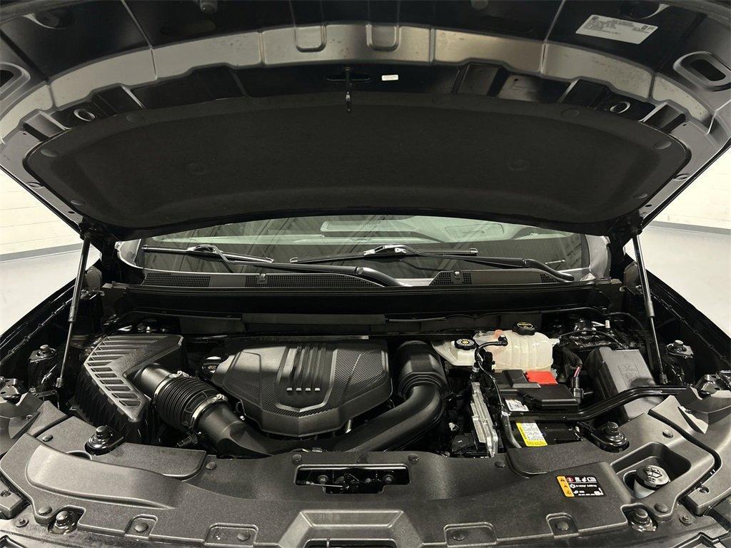 used 2025 GMC Acadia car, priced at $41,999