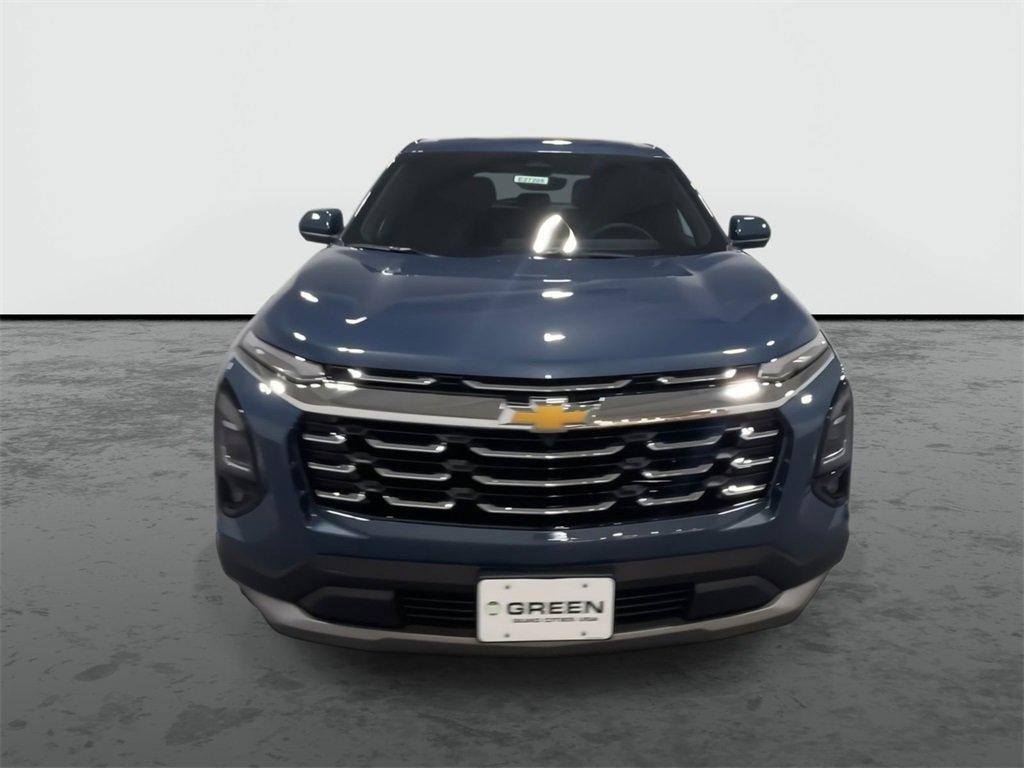 new 2026 Chevrolet Equinox car, priced at $29,990
