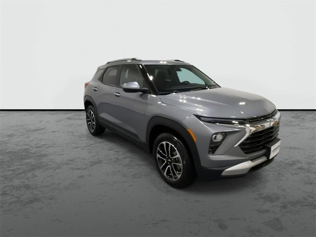 new 2025 Chevrolet TrailBlazer car, priced at $29,080