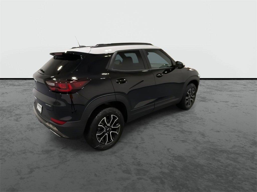 new 2025 Chevrolet TrailBlazer car, priced at $33,675