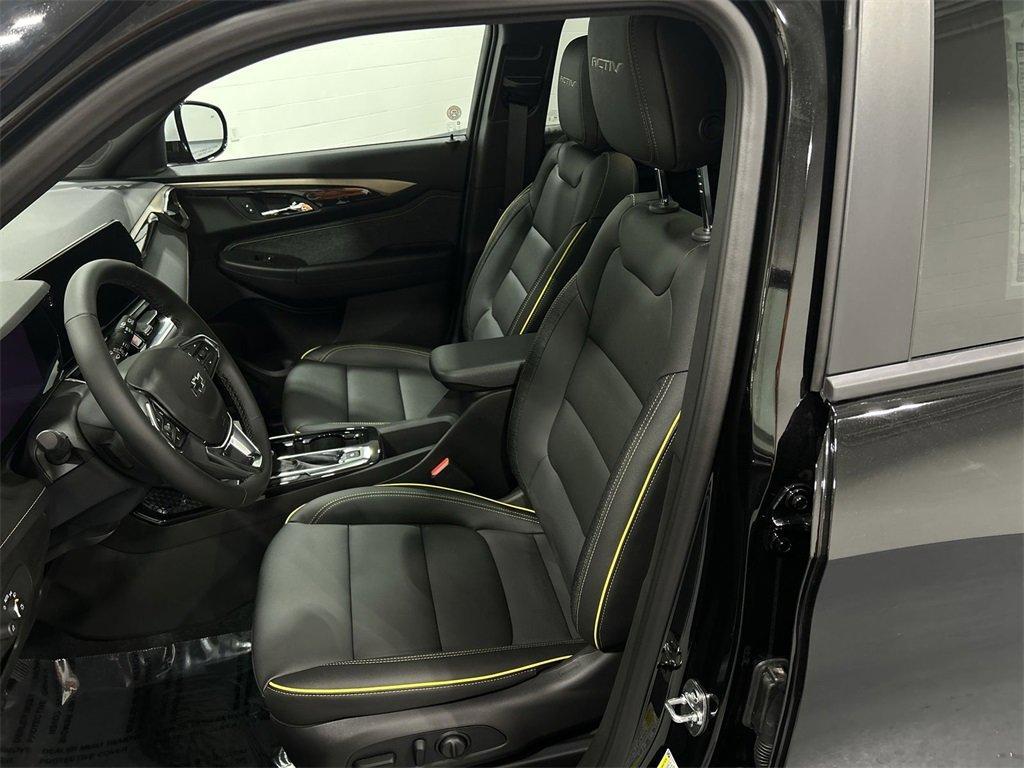 new 2025 Chevrolet TrailBlazer car, priced at $33,675