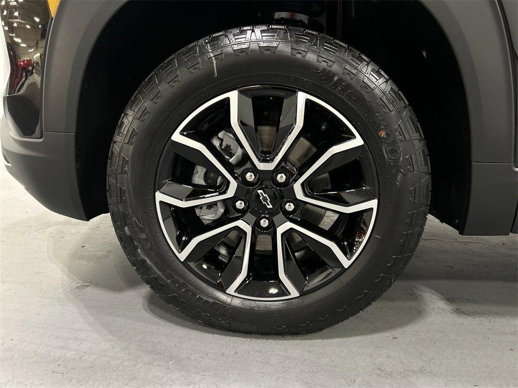 new 2025 Chevrolet TrailBlazer car, priced at $33,675