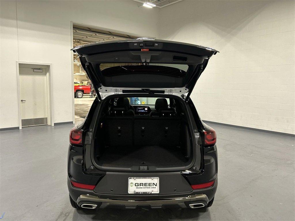 new 2025 Chevrolet TrailBlazer car, priced at $33,675