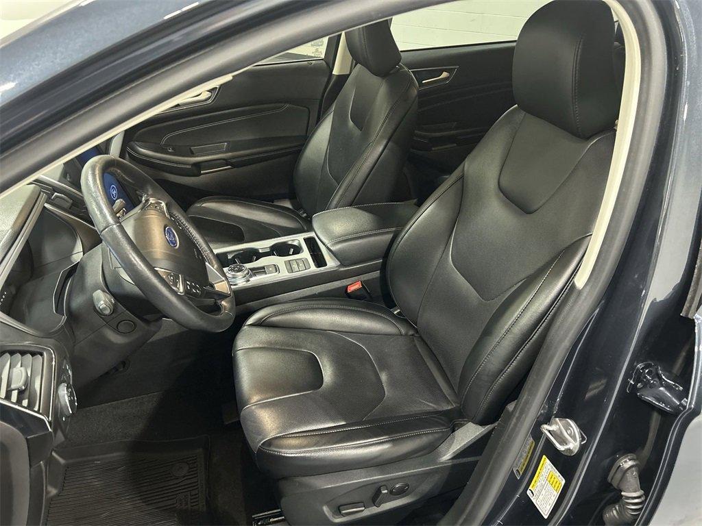 used 2022 Ford Edge car, priced at $22,999