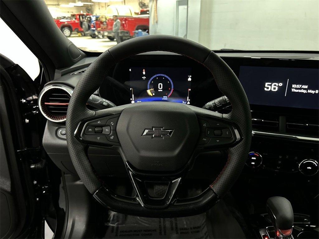 new 2025 Chevrolet Trax car, priced at $26,585
