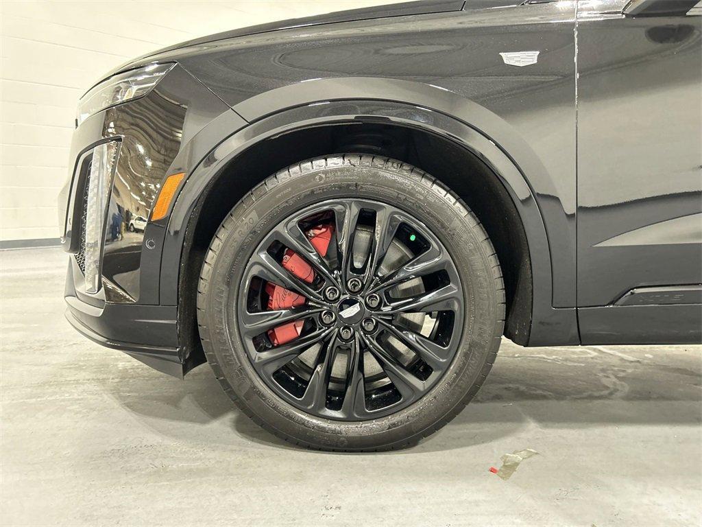 used 2023 Cadillac XT6 car, priced at $49,999
