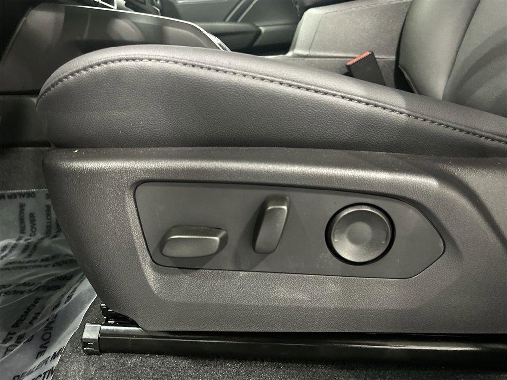 new 2025 Chevrolet Colorado car, priced at $43,020