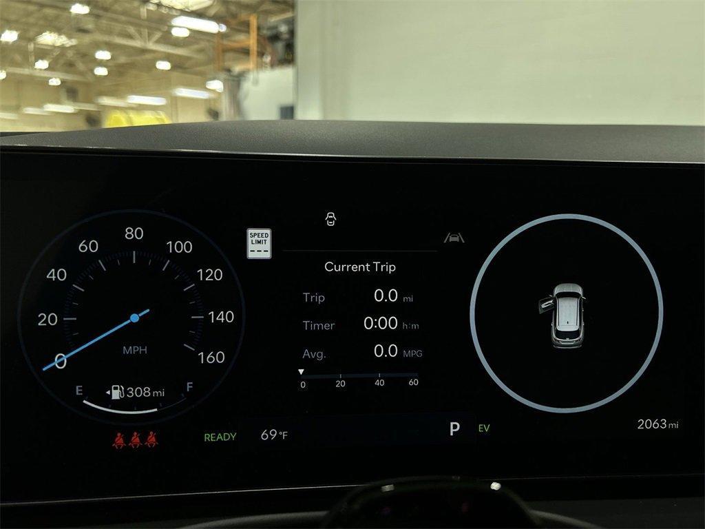 used 2025 Hyundai TUCSON Hybrid car, priced at $32,500