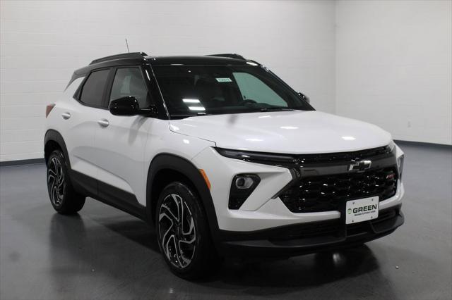 new 2025 Chevrolet TrailBlazer car, priced at $33,825