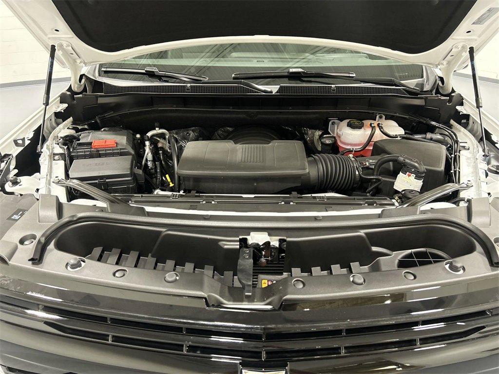 new 2025 Chevrolet Suburban car, priced at $75,320