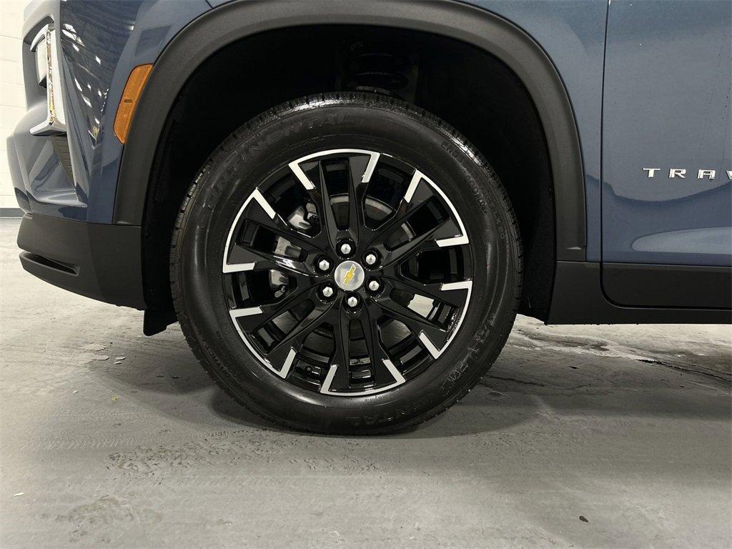 new 2025 Chevrolet Traverse car, priced at $47,695