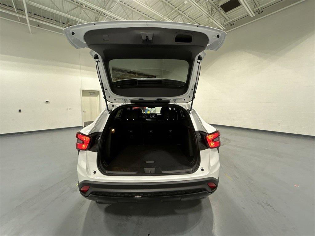 new 2025 Chevrolet Trax car, priced at $23,580