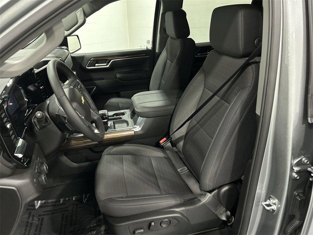 new 2025 Chevrolet Silverado 1500 car, priced at $55,165