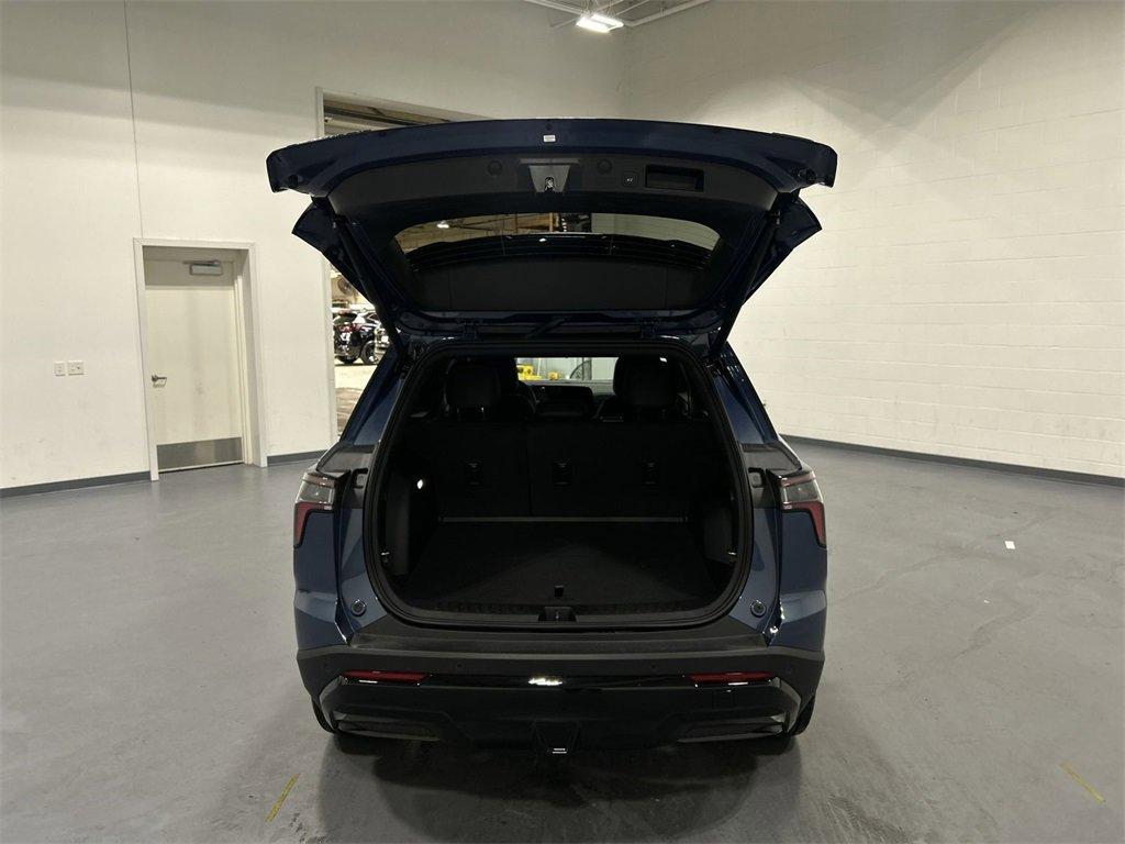 new 2026 Chevrolet Equinox car, priced at $32,504