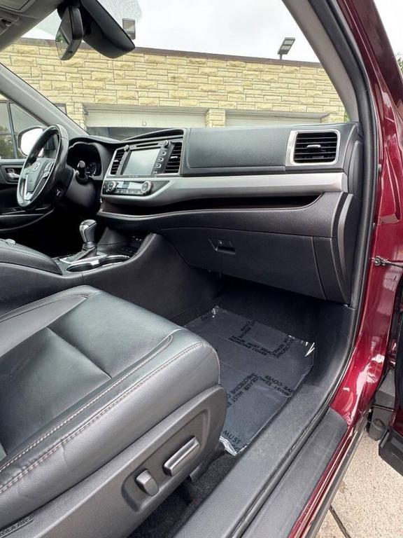 used 2019 Toyota Highlander car, priced at $19,999
