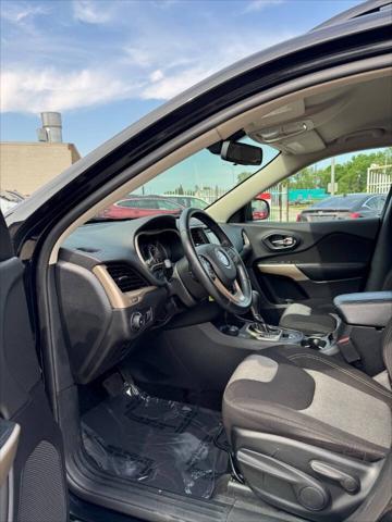 used 2018 Jeep Cherokee car, priced at $12,899