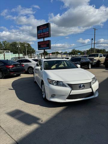 used 2014 Lexus ES 300h car, priced at $13,599