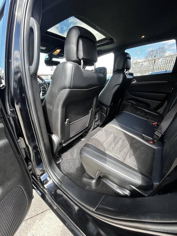used 2020 Jeep Grand Cherokee car, priced at $16,899